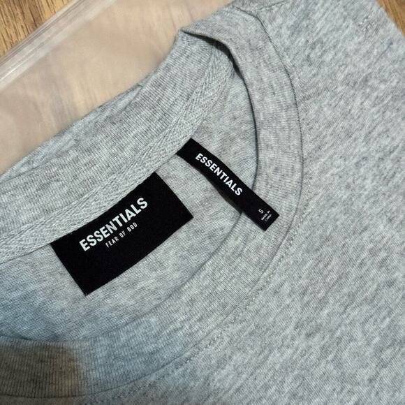 Men’s Size Small Fear Of God Essentials Los Angeles Heather Grey 3M Boxy T-Shirt - Picture 4 of 8